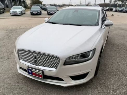 Used 2020 Lincoln MKZ Reserve w/ Monochromatic Package image 4