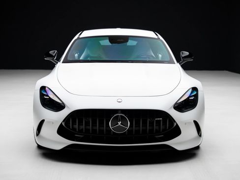 Used 2025 Mercedes-Benz AMG GT 63 image 7