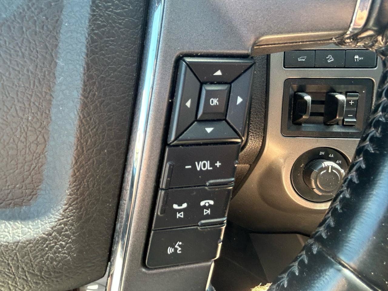 Used 2017 Ford Expedition Platinum AWD/4WD image 21