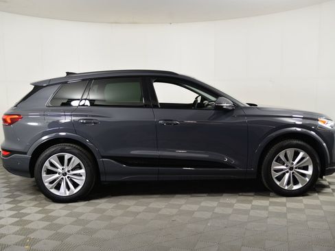 Certified 2025 Audi Q6 e-tron Premium w/ Convenience Package image 7