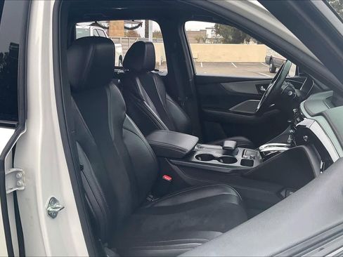 Used 2023 Acura MDX A-Spec image 10