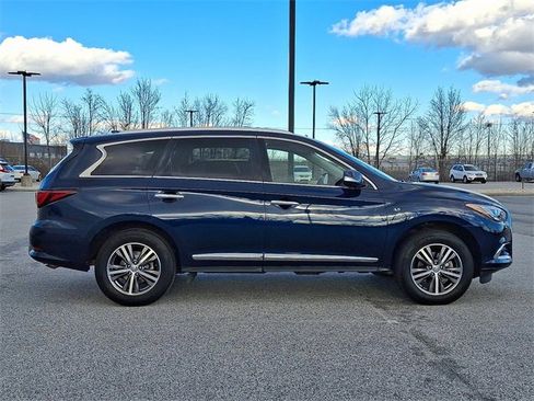 Used 2020 INFINITI QX60 Luxe w/ Essential Package image 10