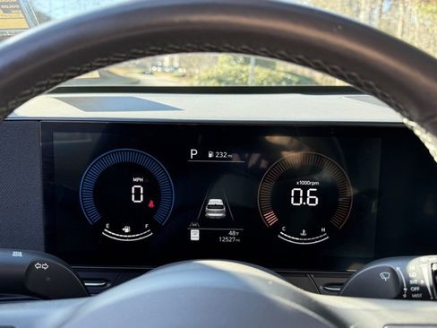 Used 2025 Hyundai Kona SEL image 15