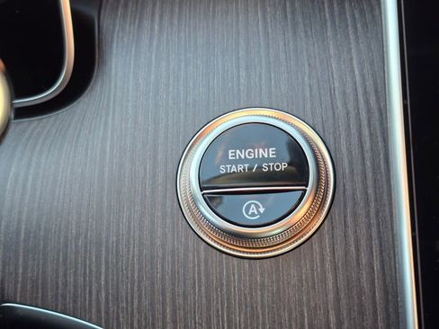 New 2026 Mercedes-Benz C 300 4MATIC Sedan image 44