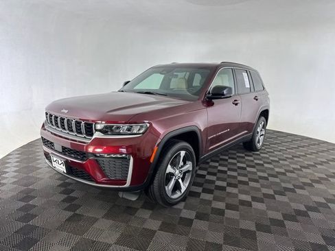 Used 2026 Jeep Grand Cherokee Limited AWD/4WD image 5