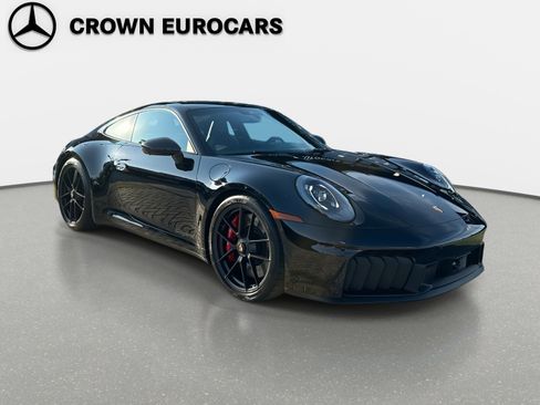 Used 2025 Porsche 911 Carrera GTS image 2