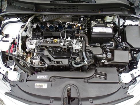 Used 2023 Toyota Corolla LE FWD image 14