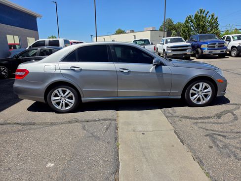 Used 2011 Mercedes-Benz E 350 4MATIC Sedan image 8