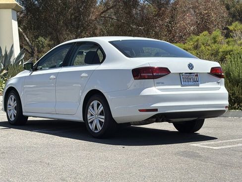 Used 2017 Volkswagen Jetta S FWD image 3