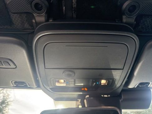 New 2025 Ford Bronco Outer Banks image 17