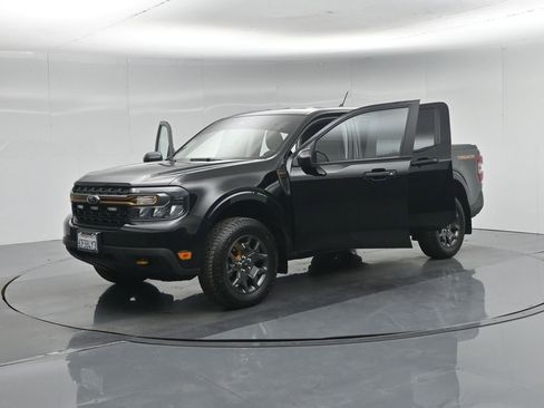 Certified 2024 Ford Maverick Tremor w/ Tremor Off-Road Package AWD/4WD image 32