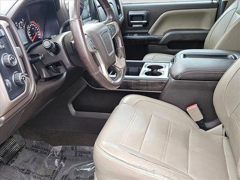 Used 2015 GMC Sierra 2500 Denali w/ Duramax Plus Package image 16