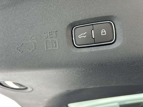 Used 2025 Ford Expedition Max Platinum AWD/4WD image 20