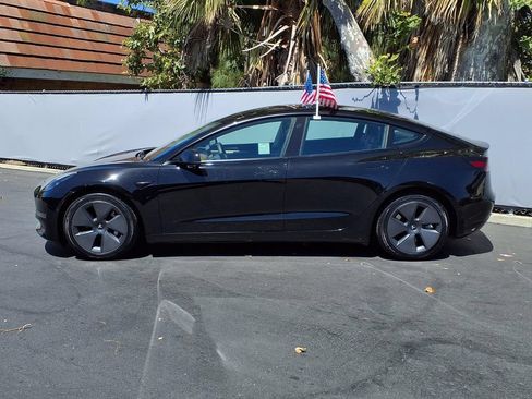 Used 2021 Tesla Model 3 Standard Range Plus RWD image 4