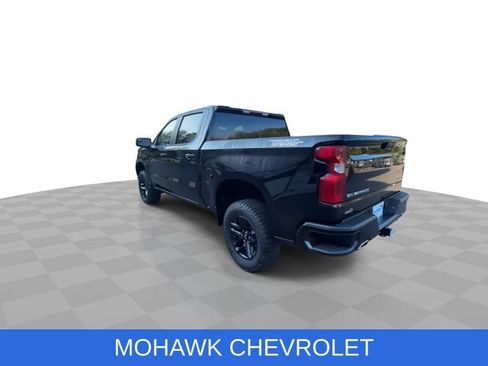 Certified 2022 Chevrolet Silverado 1500 Custom Trail Boss AWD/4WD image 6