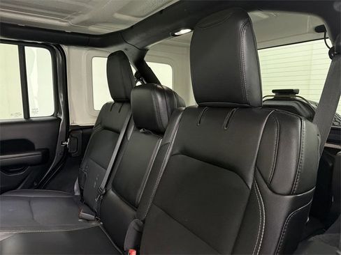 Used 2020 Jeep Wrangler Unlimited Sport image 16