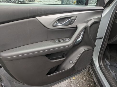 Used 2024 Chevrolet Blazer LT w/ Convenience Package image 17