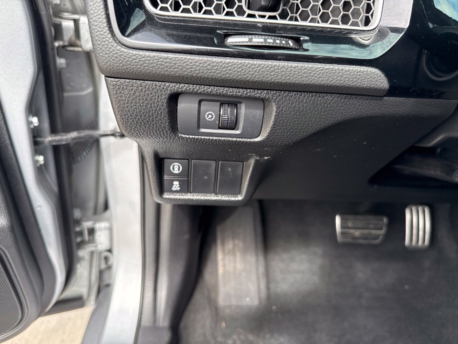 Used 2022 Honda Civic Sport image 10