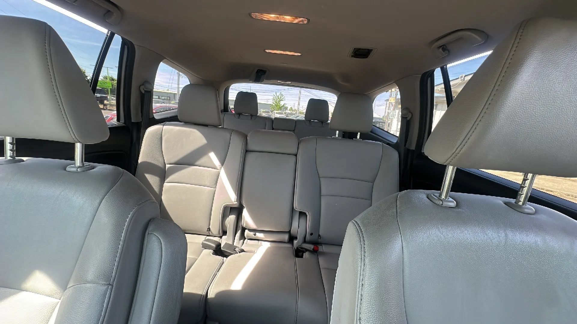 Used 2017 Honda Pilot EX-L image 10