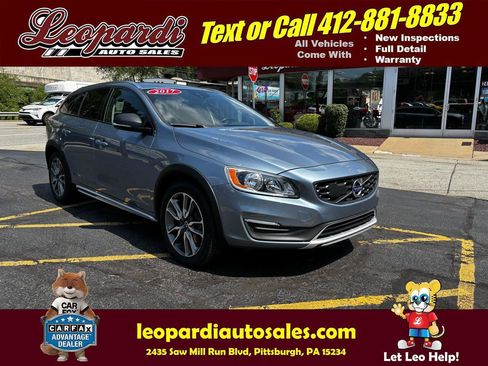 Used 2017 Volvo V60 T5 Cross Country w/ Convenience Package AWD/4WD image 1