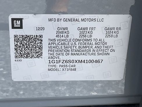 Used 2021 Chevrolet Bolt Premier w/ Infotainment Package image 24