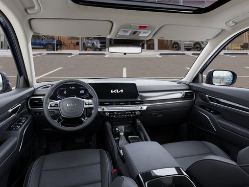 New 2025 Kia Telluride S image 15
