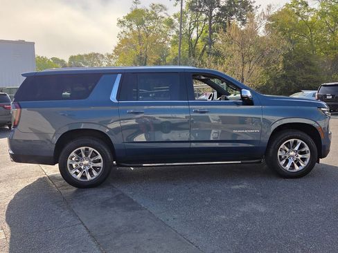 New 2026 Chevrolet Suburban Premier w/ Sun And Tow Package AWD/4WD image 12