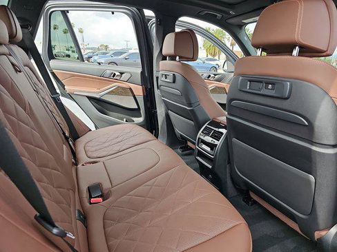 Used 2023 BMW X5 xDrive45e w/ Executive Package image 11