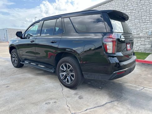 Used 2021 Chevrolet Tahoe Z71 w/ Rear Media and Nav Package AWD/4WD image 4