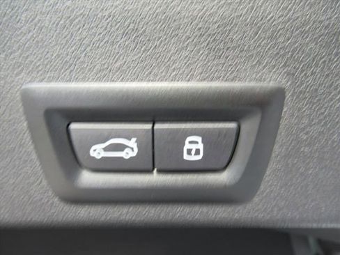 Used 2024 BMW XM Label Red image 29