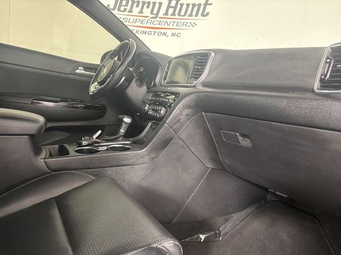 Used 2021 Kia Sportage S w/ S AWD Premium Package image 29