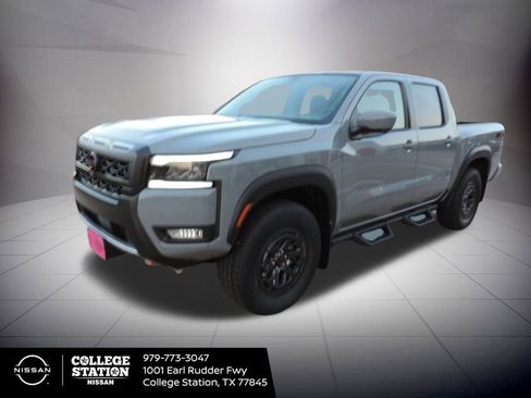 New 2026 Nissan Frontier PRO-4X w/ Pro-4x Convenience Package image 8