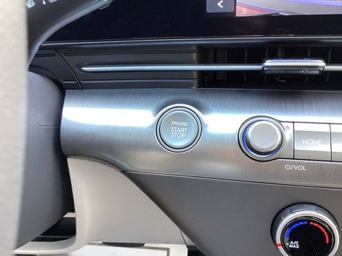 New 2026 Hyundai Kona SE image 39