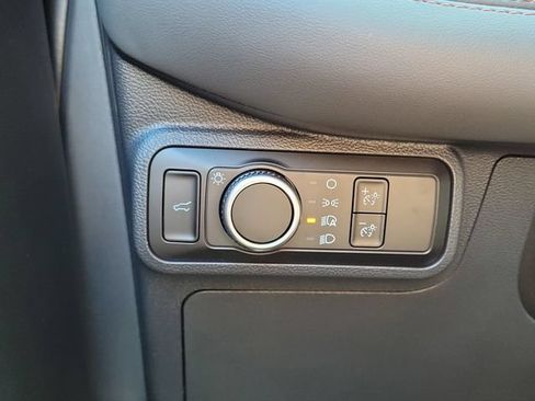 Used 2026 Ford Explorer Active RWD image 14