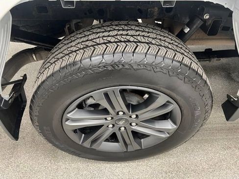 Used 2023 Ford F150 Lariat w/ Equipment Group 502A High AWD/4WD image 15