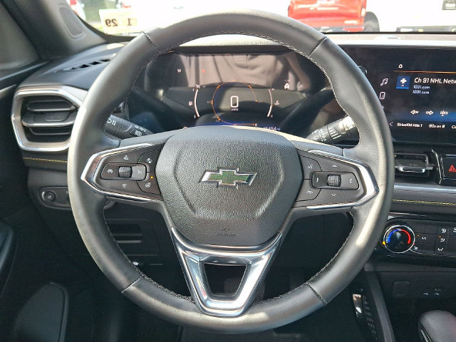 Used 2024 Chevrolet TrailBlazer ACTIV w/ Driver Confidence Package AWD/4WD image 11