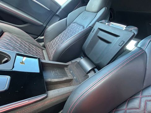 Used 2023 Audi S7 Premium Plus w/ Premium Plus Package image 43