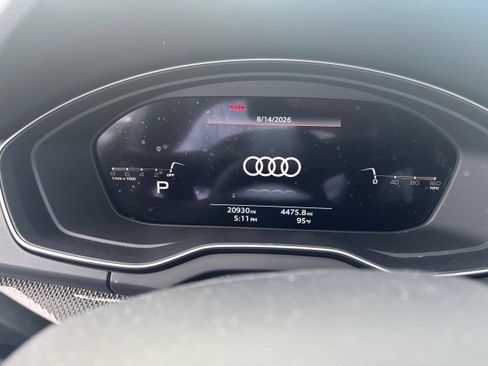 Used 2023 Audi SQ5 Premium Plus w/ Premium Plus Package AWD/4WD image 9