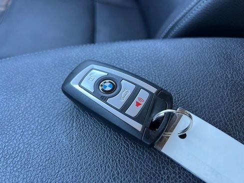 Used 2015 BMW X3 sDrive28i RWD image 14