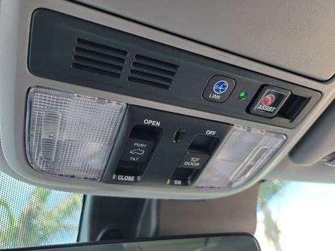Used 2022 Honda Pilot Touring image 20