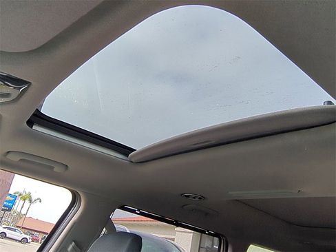 New 2026 Kia EV9 Land image 18