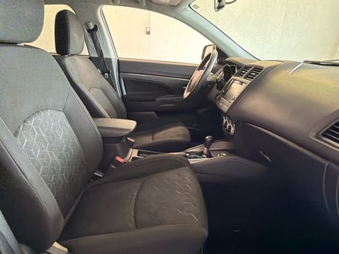 Used 2023 Mitsubishi Outlander Sport AWD image 23