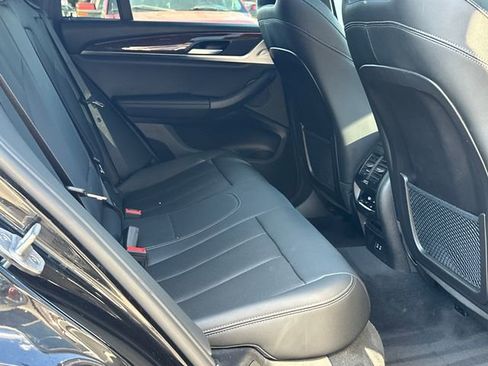 Used 2024 BMW X4 xDrive30i w/ Parking Assistance Package AWD/4WD image 15