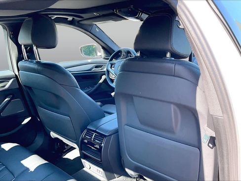 Used 2023 BMW 530i w/ Premium Package RWD image 20
