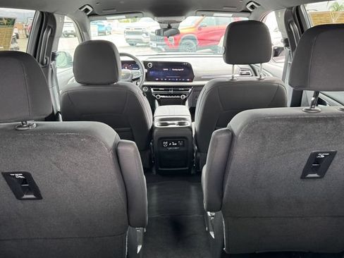 Certified 2026 Chevrolet Traverse LT FWD image 10