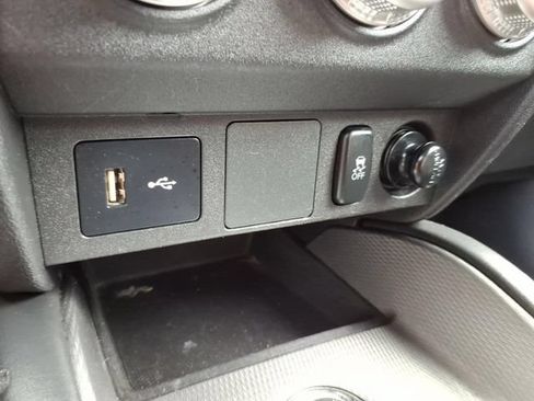 Used 2024 Mitsubishi Outlander Sport AWD image 28