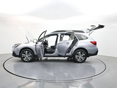 Used 2019 Subaru Outback 3.6R Limited w/ Popular Package #2 AWD/4WD image 59