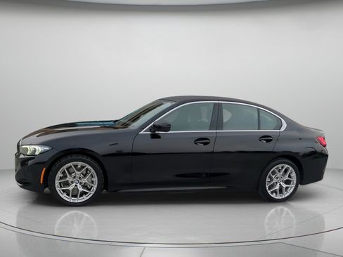 Used 2025 BMW 330i Sedan RWD image 15