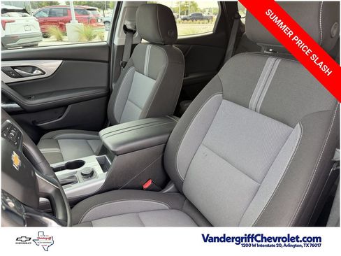 Certified 2025 Chevrolet Blazer LT AWD/4WD image 23