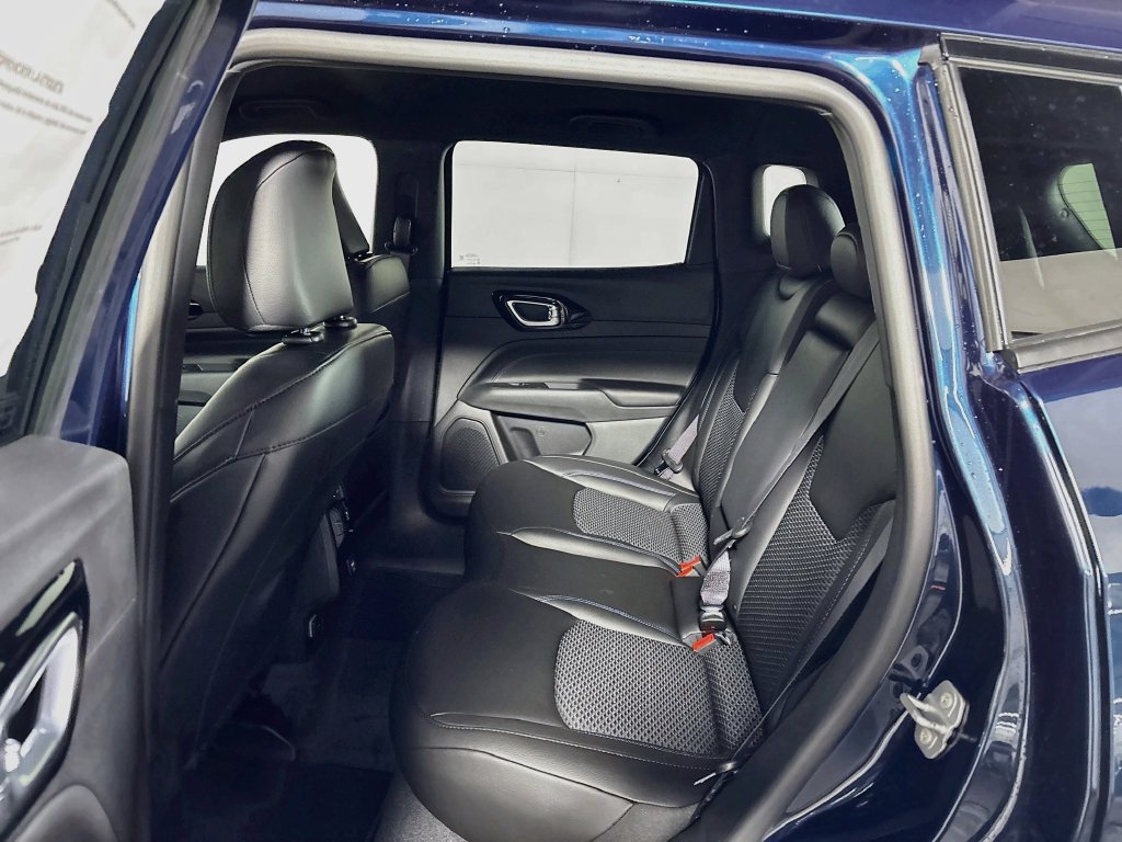 Certified 2026 Jeep Compass Latitude AWD/4WD image 20